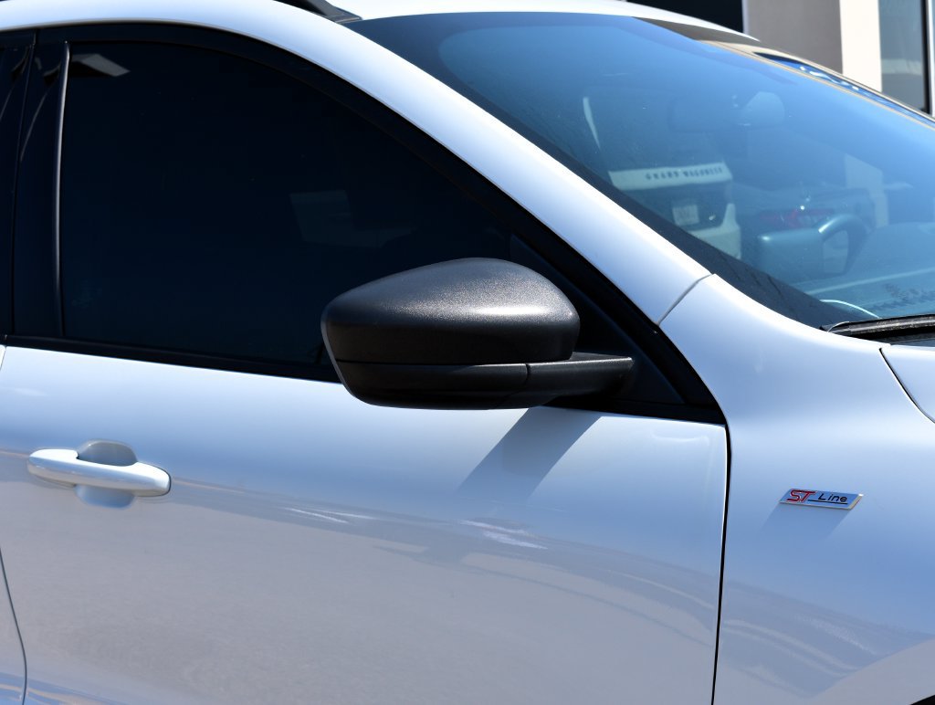 Used 2025 Ford Escape ST-Line FWD image 8