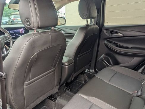 Used 2024 Buick Encore GX Preferred AWD/4WD image 18