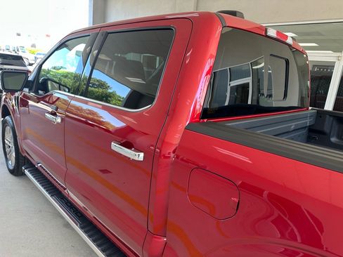 Used 2025 Ford F150 Lariat w/ Equipment Group 501A Mid AWD/4WD image 14
