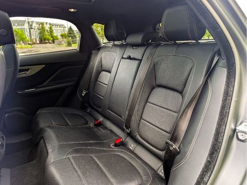 Used 2018 Jaguar F-PACE S AWD/4WD image 14