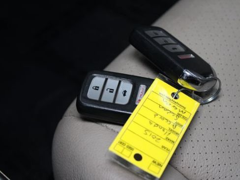 Used 2015 Honda Accord Touring image 13
