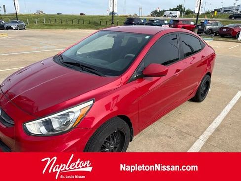 Used 2015 Hyundai Accent GLS FWD image 1