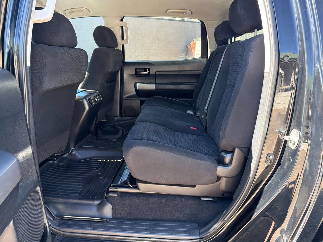 Used 2011 Toyota Tundra 4x4 CrewMax image 13