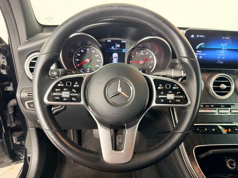 Used 2021 Mercedes-Benz GLC 300 image 11