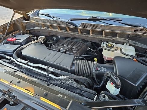 Certified 2023 Chevrolet Silverado 1500 LT image 30