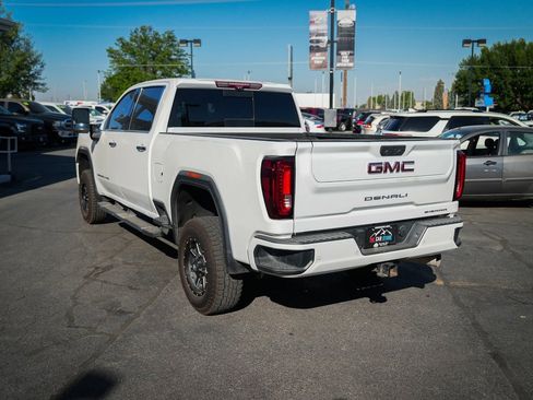Used 2020 GMC Sierra 2500 Denali w/ Denali Ultimate Package image 9