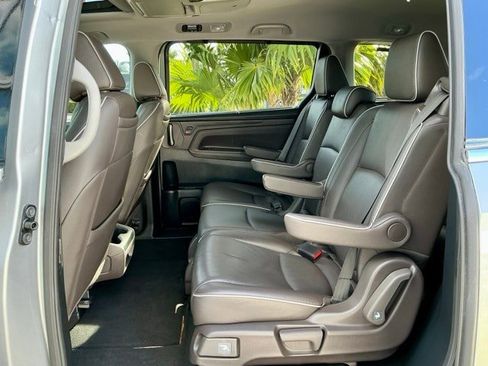 Used 2023 Honda Odyssey Elite image 9