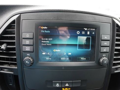 Used 2021 Mercedes-Benz Metris image 26