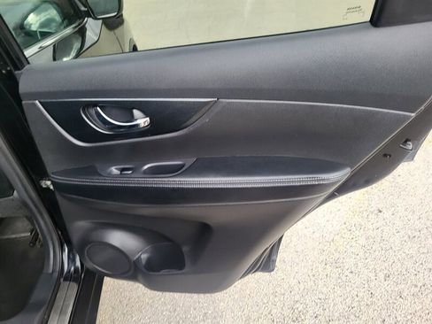 Used 2015 Nissan Rogue SL w/ SL Premium Package image 27