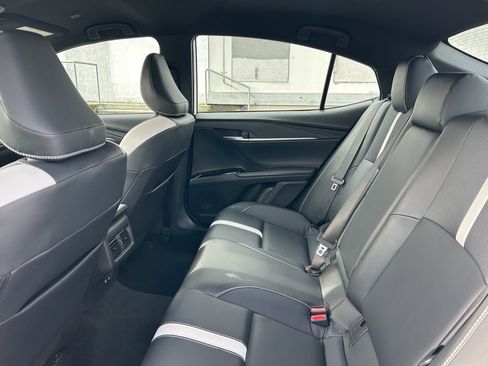 Certified 2025 Toyota Camry SE image 12