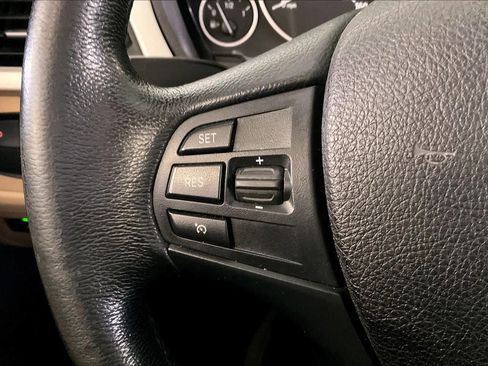 Used 2018 BMW 320i Sedan w/ Convenience Package RWD image 22