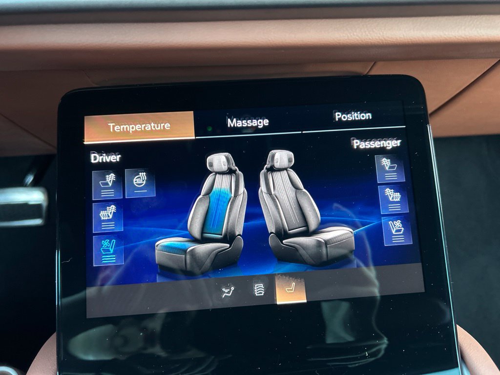 Used 2026 Cadillac Vistiq Platinum AWD/4WD image 35
