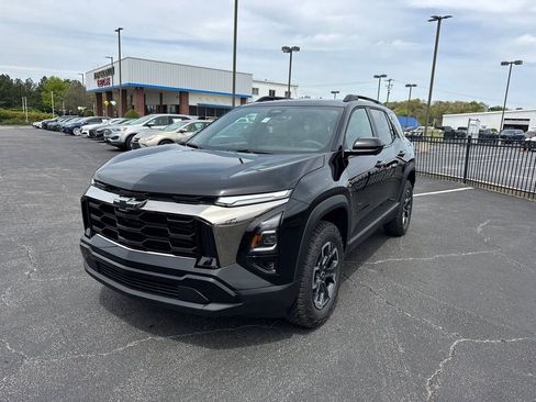 New 2026 Chevrolet Equinox ACTIV w/ Convenience Package III FWD image 2