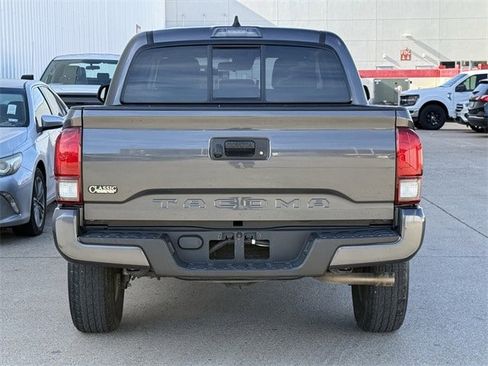 Used 2021 Toyota Tacoma SR w/ SR Convenience Package image 5