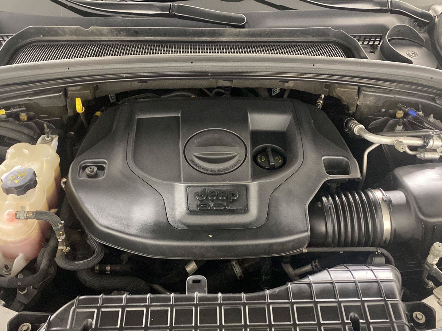 Used 2021 Jeep Grand Cherokee L Summit AWD/4WD image 29