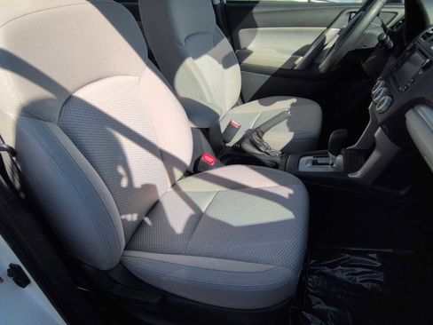 Used 2017 Subaru Forester 2.5i w/ Alloy Wheel Package image 21