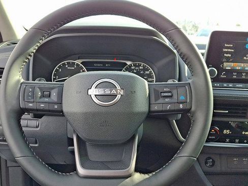 New 2025 Nissan Rogue SV image 6