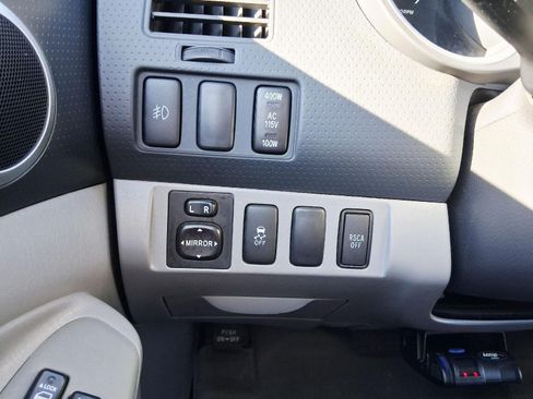 Used 2010 Toyota Tacoma PreRunner RWD image 34