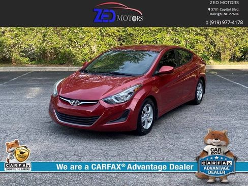Used 2015 Hyundai Elantra SE FWD image 1