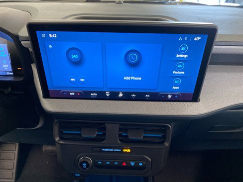 New 2026 Ford Maverick XLT image 28