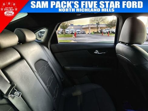 Used 2023 Kia Forte GT-Line w/ GT-Line Premium Package image 16