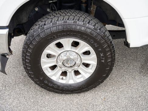 Used 2020 Ford F250 XLT w/ XLT Value Package AWD/4WD image 35