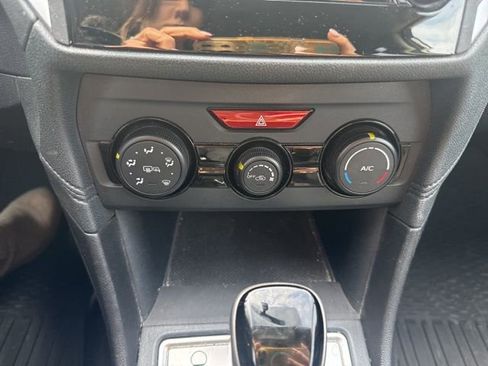 Used 2018 Subaru Crosstrek 2.0i Premium image 12