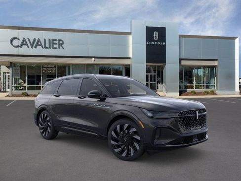 New 2026 Lincoln Nautilus Reserve image 7