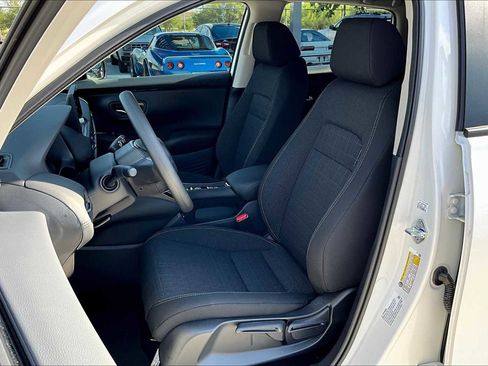 New 2026 Honda HR-V LX image 9