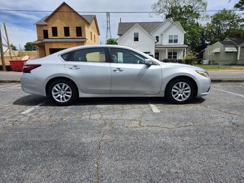 Used 2018 Nissan Altima 2.5 S w/ S Convenience Package image 17