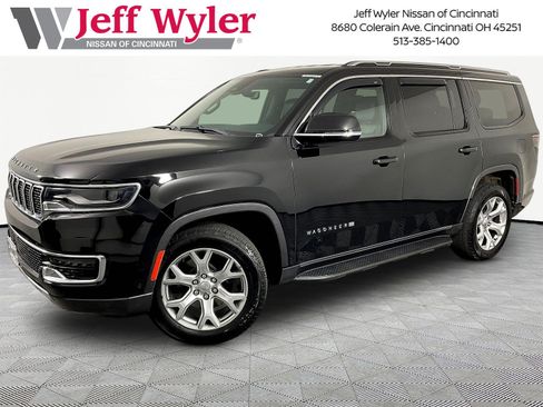 Used 2022 Jeep Wagoneer Series II AWD/4WD image 1