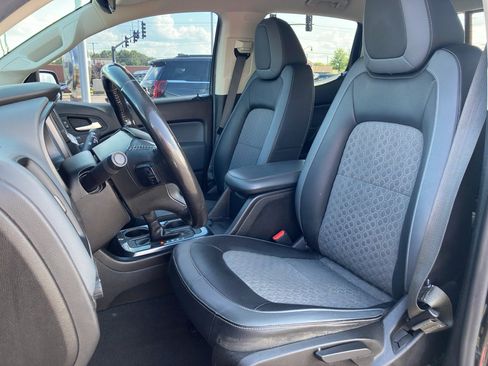 Used 2019 Chevrolet Colorado Z71 AWD/4WD image 29