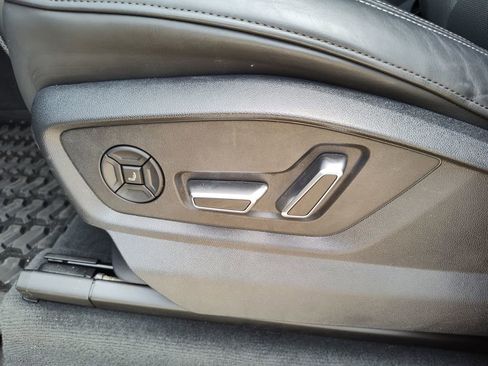Used 2025 Audi Q7 3.0T Prestige w/ Prestige Package AWD/4WD image 25