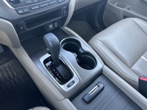 Used 2019 Honda Pilot EX-L image 32