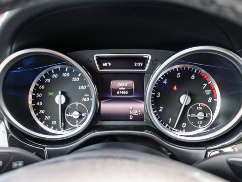 Used 2016 Mercedes-Benz GL 450 4MATIC image 26