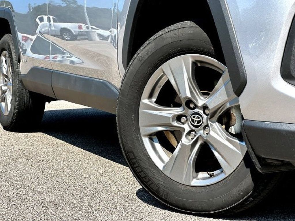 Certified 2024 Toyota RAV4 XLE AWD/4WD image 2