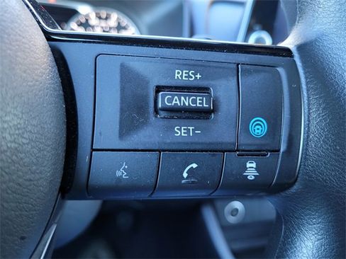 Used 2023 Nissan Rogue SV image 23