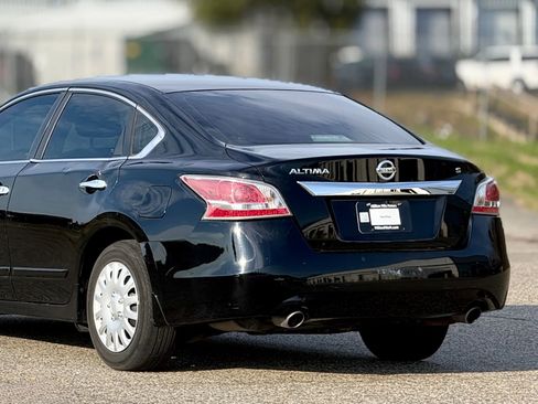 Used 2015 Nissan Altima 2.5 S w/ Power Driver Seat Package image 16