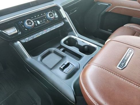 Used 2024 GMC Sierra 2500 Denali Ultimate w/ Max Trailering Package AWD/4WD image 18
