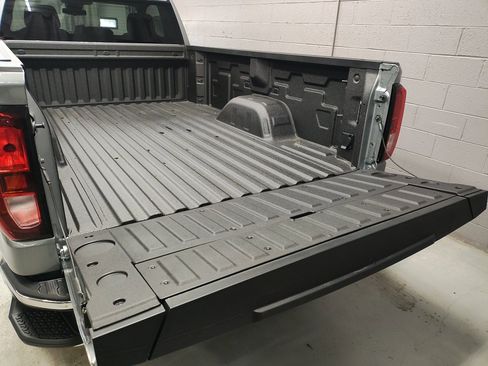 New 2026 GMC Sierra 1500 Pro w/ Pro Value Package image 17