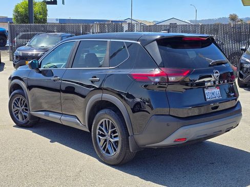 Used 2023 Nissan Rogue S AWD/4WD image 3