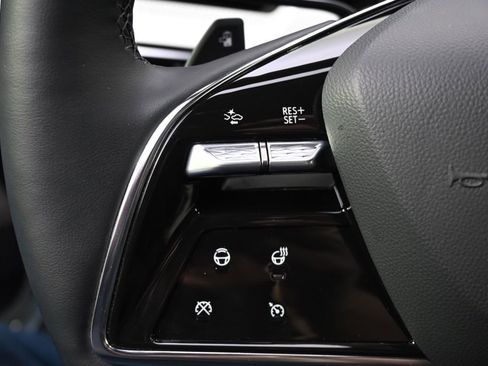 New 2025 Cadillac Optiq Sport 2 w/ LPO, ONYX Package AWD/4WD image 34