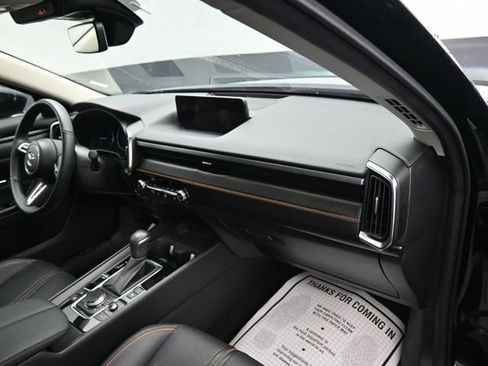 Used 2025 MAZDA CX-50 2.5 Hybrid w/ Premium Plus Pkg image 10