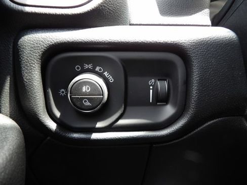 New 2026 RAM 2500 Tradesman AWD/4WD image 16