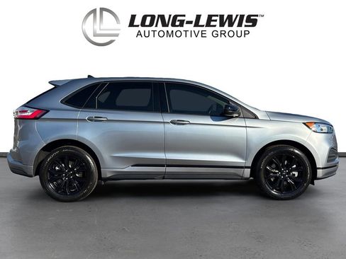 Used 2024 Ford Edge SE w/ Black Appearance Package image 8