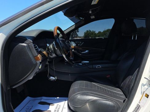 Used 2016 Mercedes-Benz S 550 4MATIC Sedan w/ Premium Package image 5