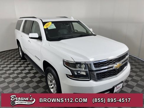 Used 2017 Chevrolet Suburban LT image 1