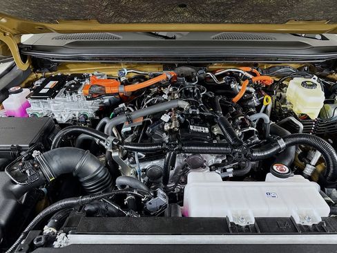 Used 2026 Toyota Land Cruiser image 33