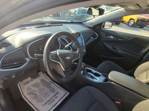 Used 2024 Chevrolet Malibu LT FWD image 13