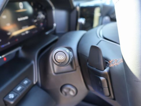 New 2026 GMC Sierra 1500 AT4 w/ Technology Package image 15